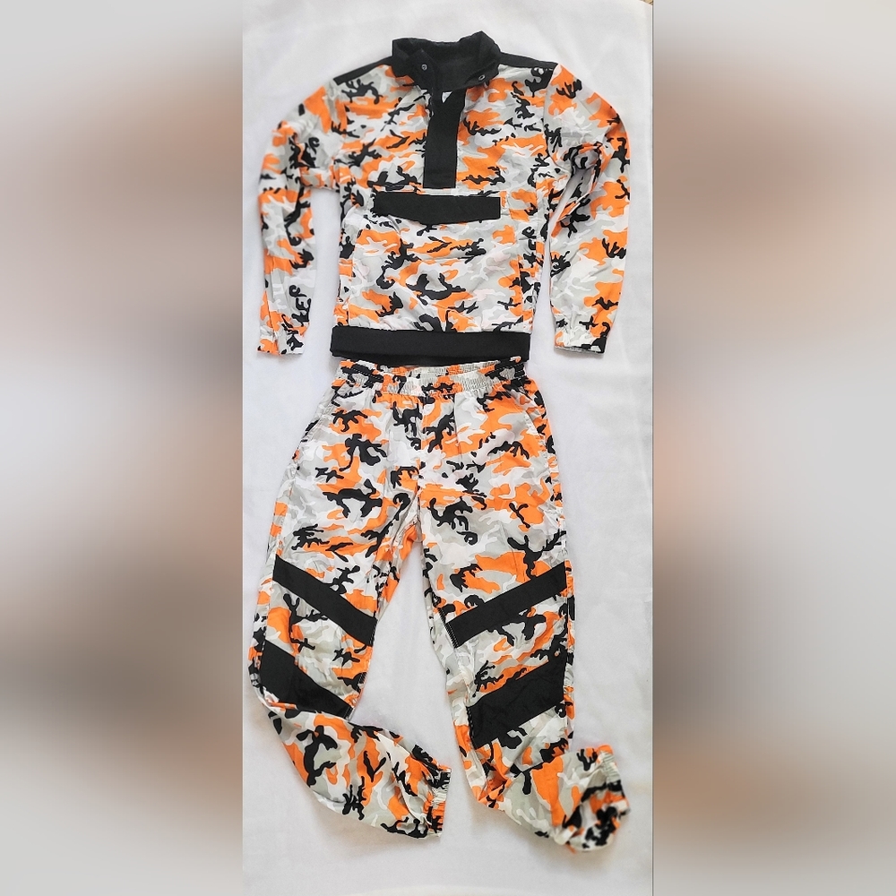 NWOT! Modern Camo Print Women's Tracksuit Special Delivery Los Angele…